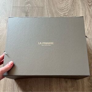La Prairie Box